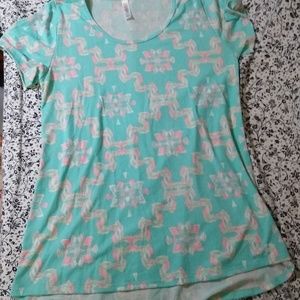 LuLaRoe Simply Comfortable Tee